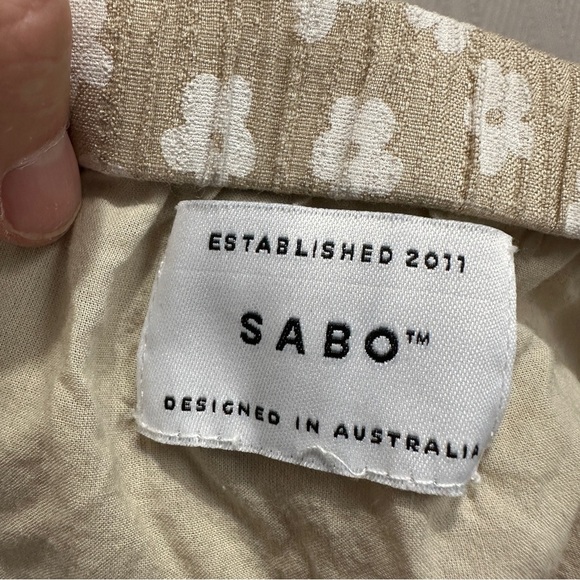 Sabo skirt, size unknown. Tiered, tan/white floral, mini, lined, spring, summer - Picture 6 of 8